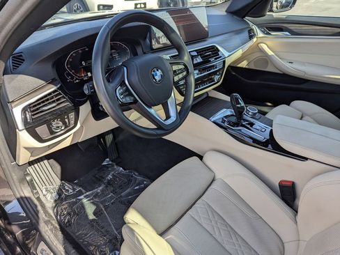 Used 2022 BMW 530i xDrive image 23
