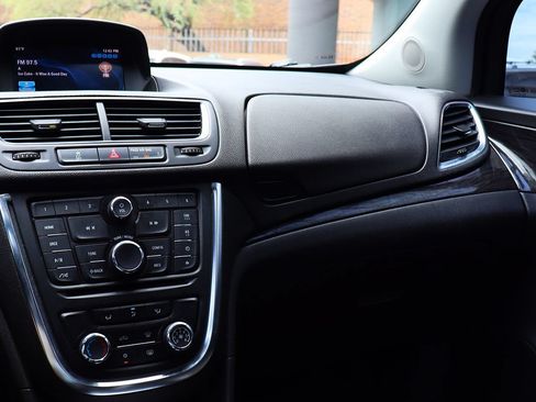 Used 2016 Buick Encore FWD image 43