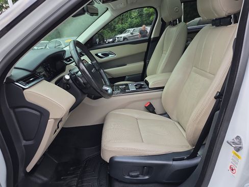Used 2018 Land Rover Range Rover Velar S image 38