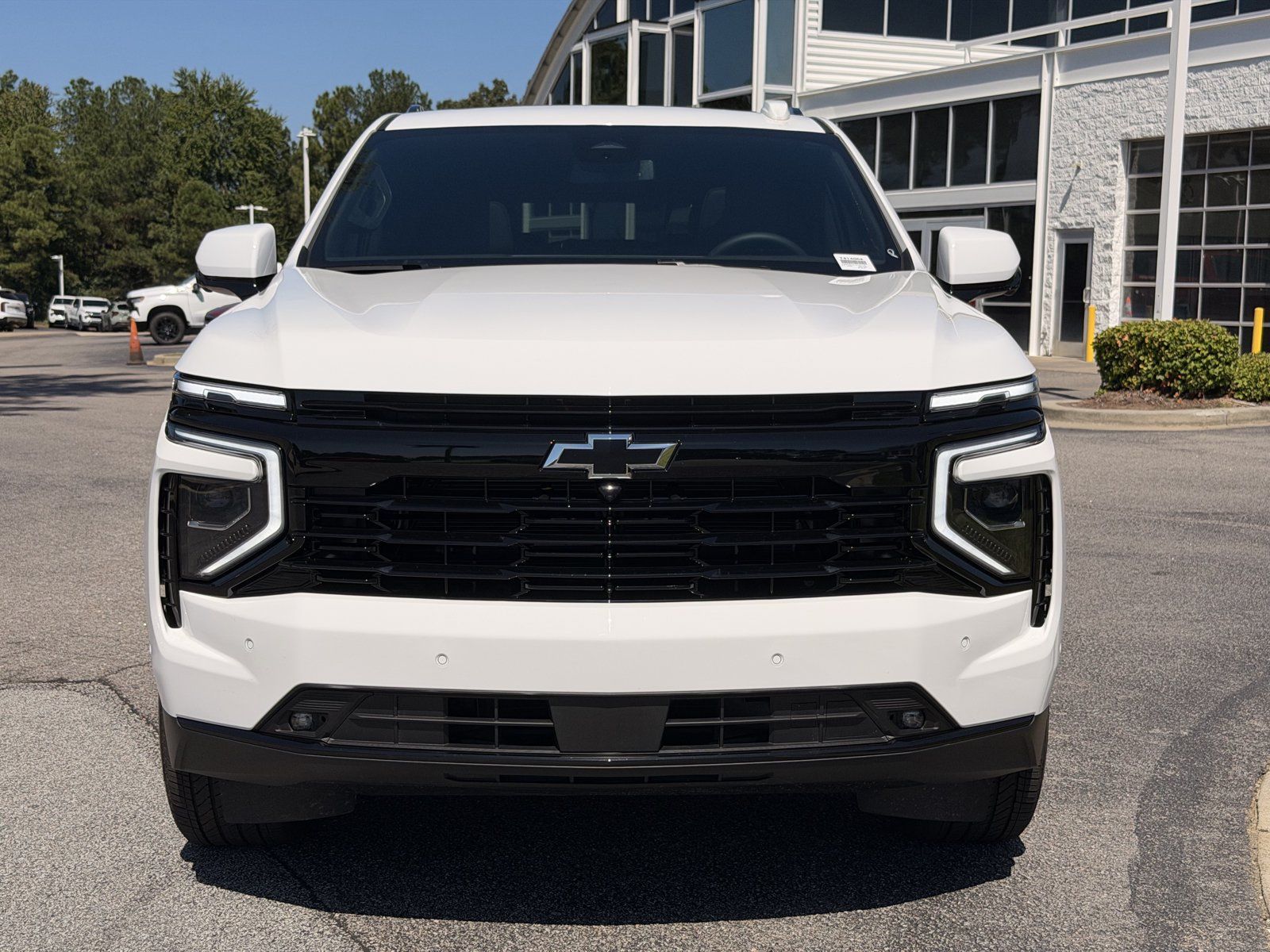 Used 2026 Chevrolet Suburban RST w/ Sun And Tow Package AWD/4WD image 6
