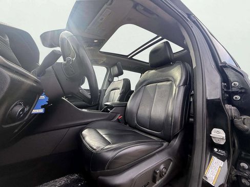 Used 2021 Jeep Grand Cherokee L Limited AWD/4WD image 22