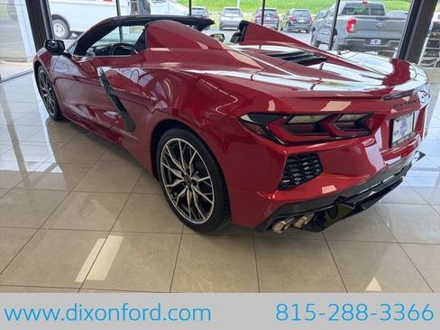 Used 2024 Chevrolet Corvette Stingray Convertible w/ 1LT RWD image 3