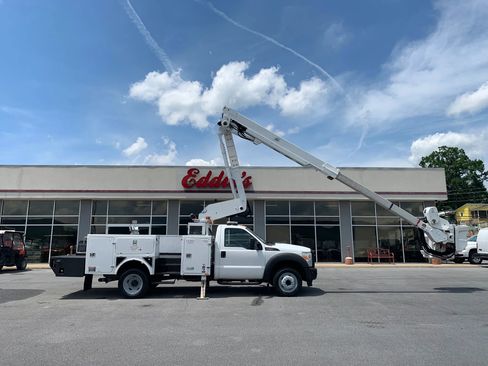 Used 2013 Ford F550 2WD Regular Cab Super Duty w/ Payload Upgrade Pkg image 50