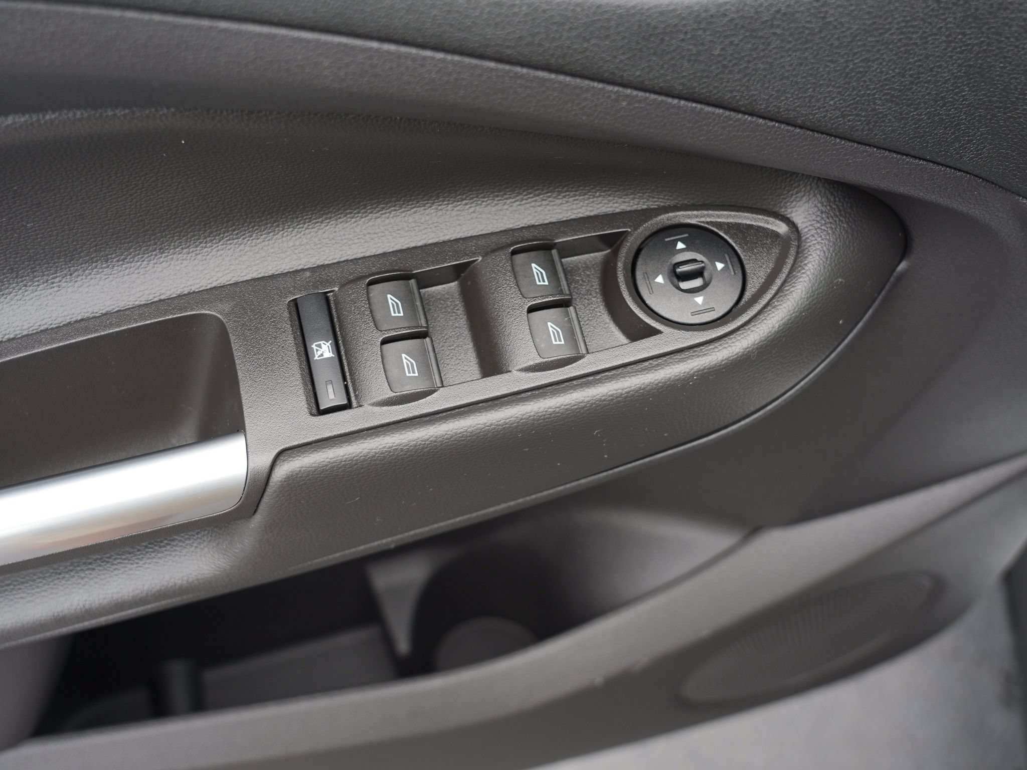 Used 2018 Ford Escape SE AWD/4WD image 17