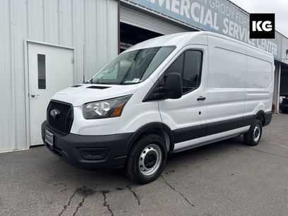 New 2025 Ford Transit 150 148 Medium Roof w/ Load Area Protection Package