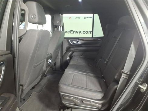 Used 2021 GMC Yukon SLE w/ Max Trailering Package image 18