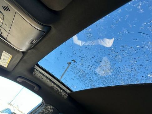 Used 2017 Cadillac XT5 Luxury w/ Driver Awareness Package image 11