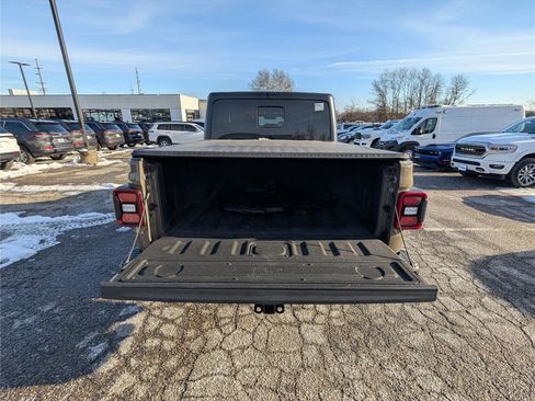 Used 2020 Jeep Gladiator Rubicon image 13