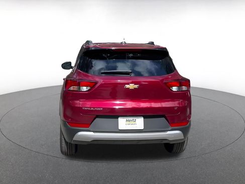 Used 2025 Chevrolet TrailBlazer LT image 12