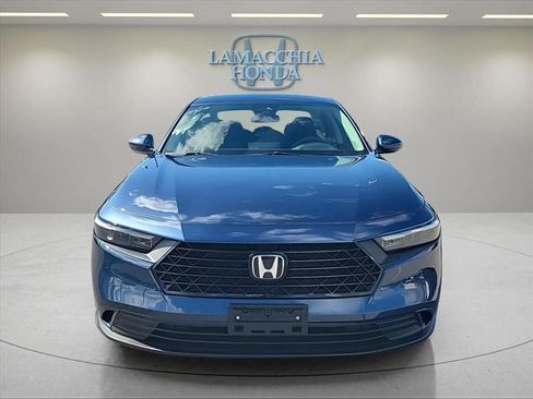 Used 2023 Honda Accord EX image 8