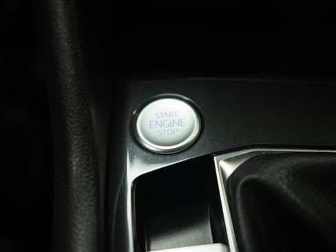 Used 2023 Volkswagen Tiguan SE R-Line FWD image 23