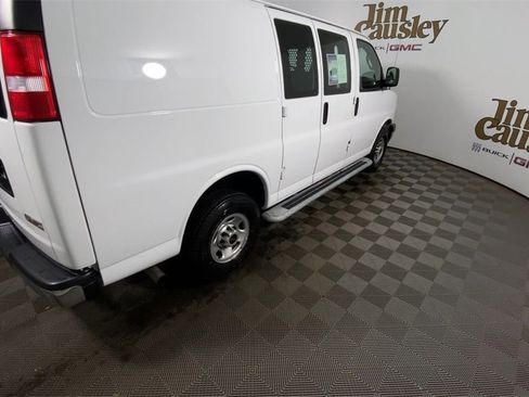 Used 2024 GMC Savana 2500 w/ Driver Convenience Package image 8