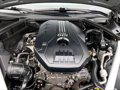 Used 2023 Genesis G70 2.0T w/ Sport Prestige Package RWD image 32