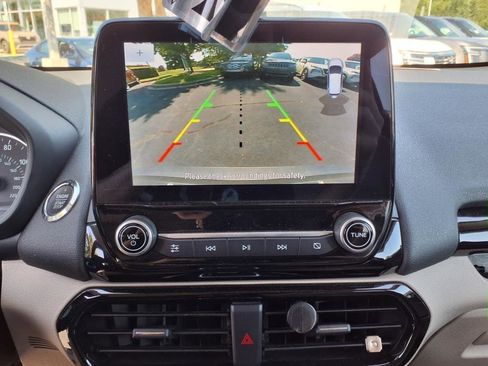 Used 2021 Ford EcoSport Titanium FWD image 11