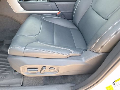 Used 2026 Toyota Tundra Limited w/ Power Package AWD/4WD image 17