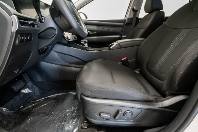 Used 2026 Hyundai Tucson SEL Plus FWD image 13
