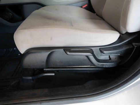 Used 2016 Honda HR-V LX image 12