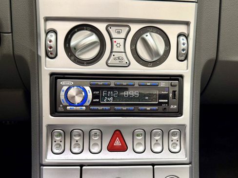 Used 2005 Chrysler Crossfire Limited RWD image 17