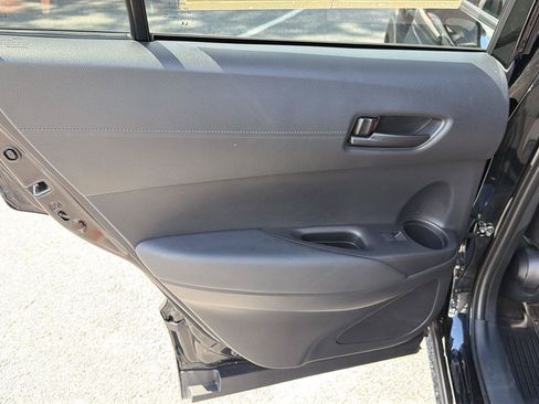 Used 2025 Toyota Corolla Cross AWD Hybrid image 17