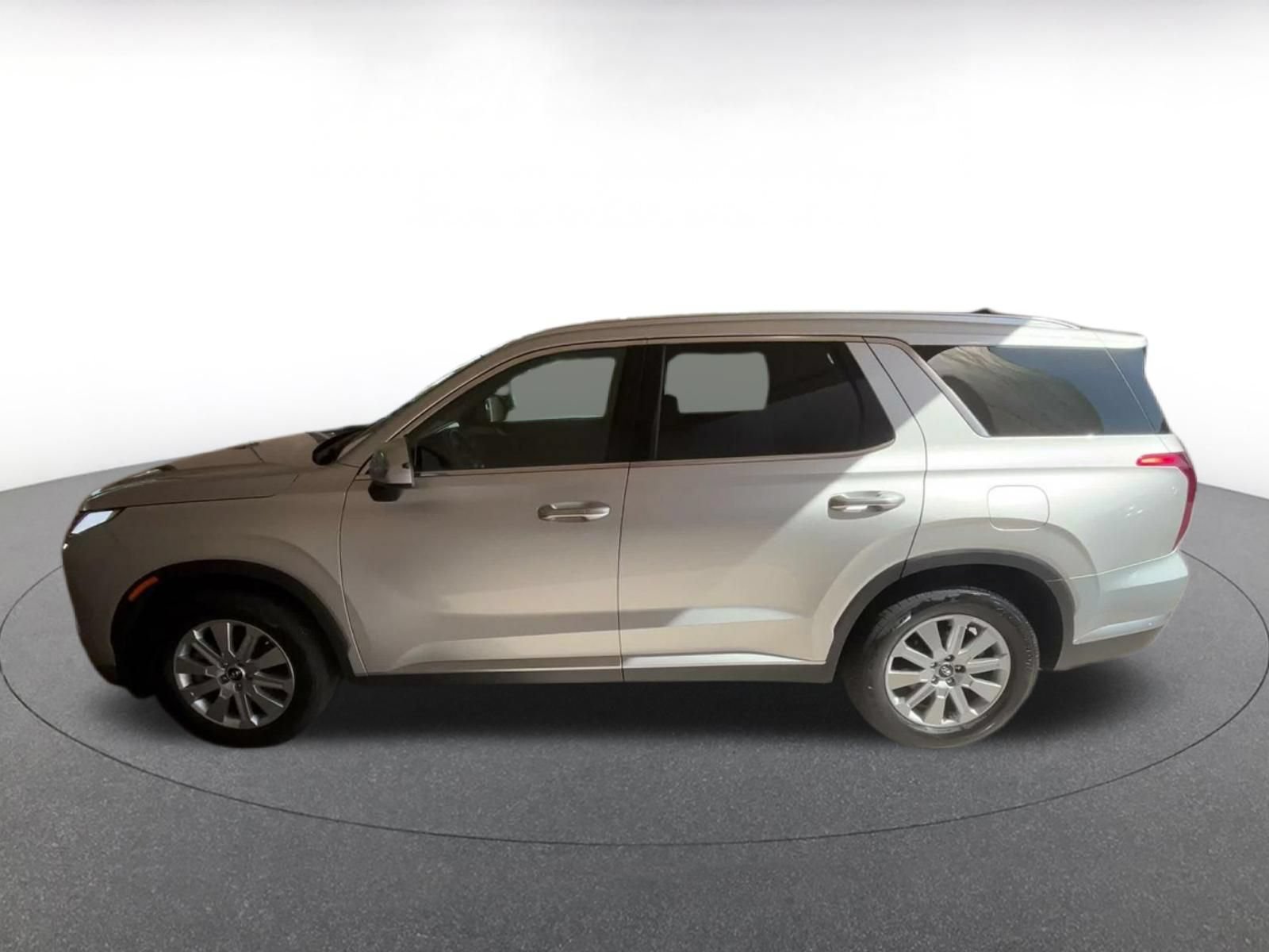 Used 2025 Hyundai Palisade SEL FWD image 8