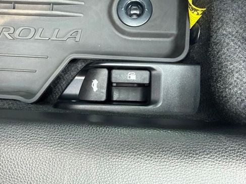 Certified 2026 Toyota Corolla SE FWD image 20