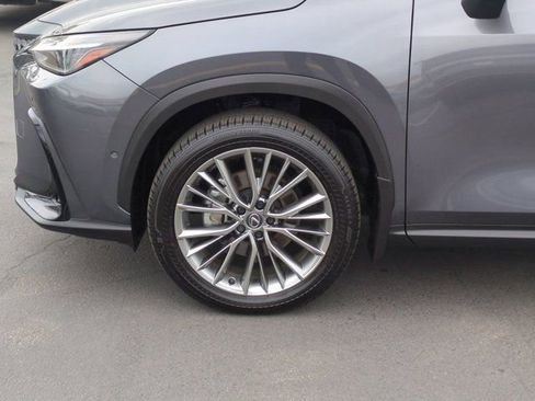 Used 2025 Lexus NX 350h AWD w/ Cold Area Package image 9