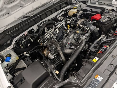 Used 2025 Ford Bronco Outer Banks AWD/4WD image 34