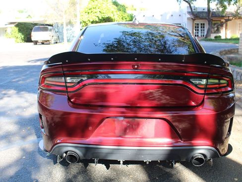 Used 2018 Dodge Charger SRT Hellcat w/ Harman/Kardon Audio Group image 5