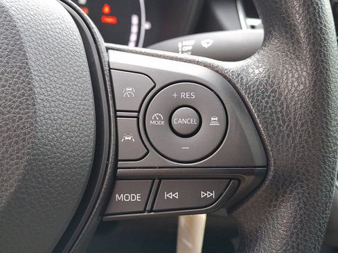 Used 2026 Toyota Corolla LE image 21