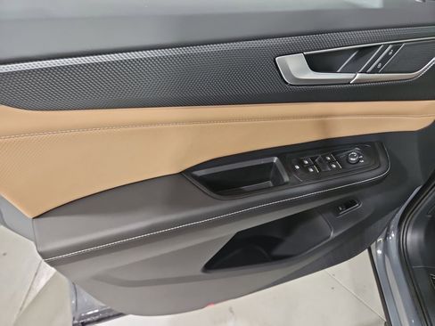 New 2026 Volkswagen Atlas Cross Sport SEL R-Line AWD/4WD image 10