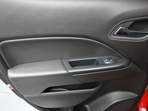 Used 2018 Chevrolet Colorado ZR2 image 19