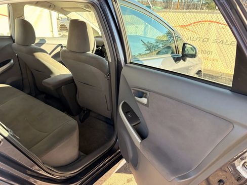 Used 2011 Toyota Prius Two image 24
