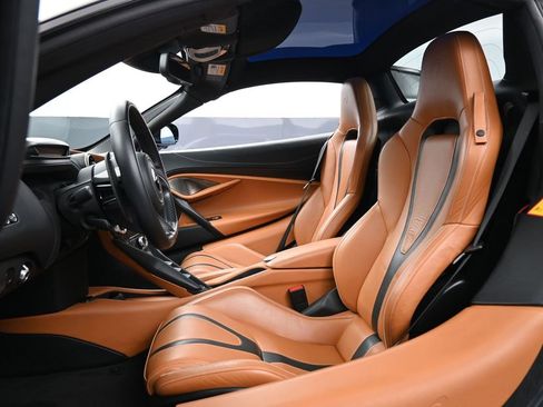 Used 2020 McLaren 720S Spider image 5