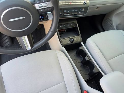 Used 2024 Hyundai Kona SEL FWD image 23