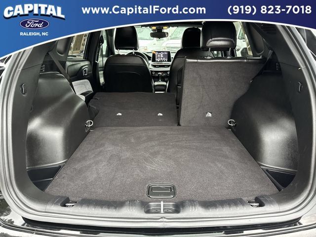 Used 2025 Jeep Compass Latitude AWD/4WD image 16
