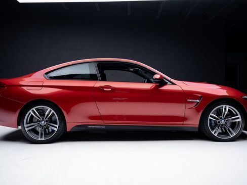 Used 2018 BMW M4 Coupe image 38