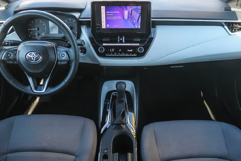 Used 2025 Toyota Corolla SE FWD image 15