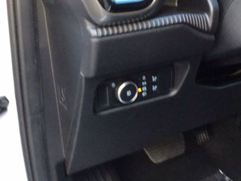 New 2025 Ford Ranger XLT w/ Equipment Group 301A High RWD image 17