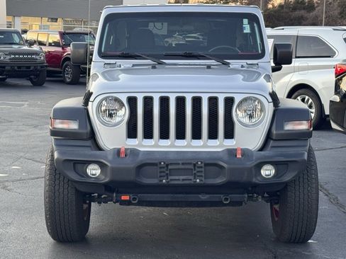 Used 2023 Jeep Wrangler Sport image 16