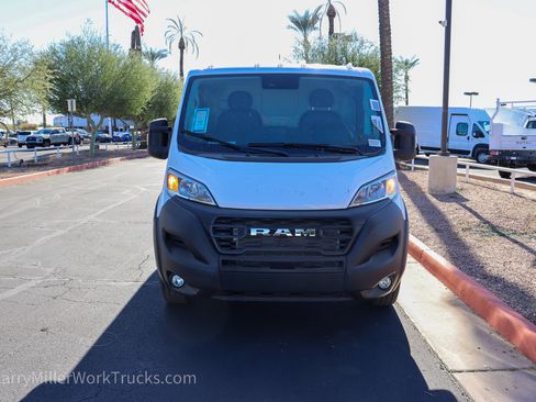 New 2025 RAM ProMaster 1500 w/ Convenience Group FWD image 8