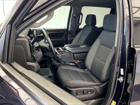 Used 2022 GMC Sierra 1500 Elevation w/ X31 Off-Road Package AWD/4WD image 17