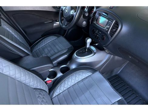 Used 2015 Nissan Juke S FWD image 17