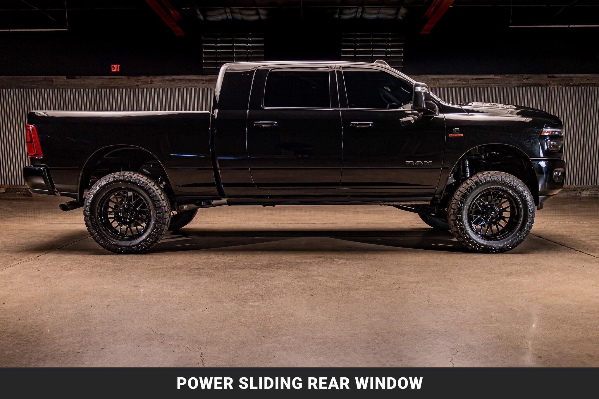 Used 2026 RAM 2500 Laramie AWD/4WD image 11
