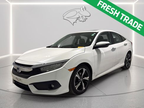 Used 2016 Honda Civic Touring image 1