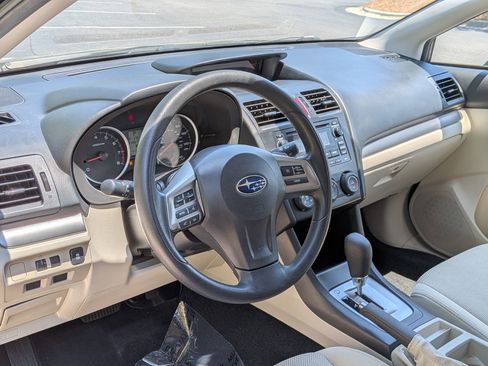 Used 2014 Subaru Crosstrek 2.0i Premium AWD/4WD image 4