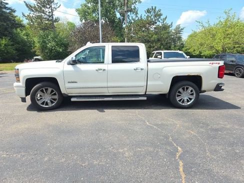 Used 2015 Chevrolet Silverado 1500 High Country AWD/4WD image 4