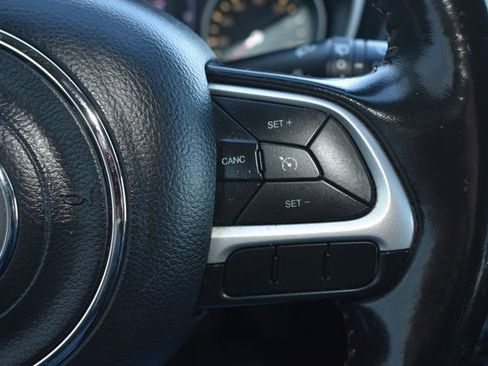 Used 2020 Jeep Compass Latitude image 20