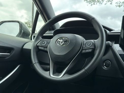Certified 2025 Toyota Corolla SE FWD image 36