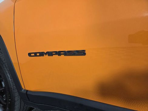 New 2026 Jeep Compass Latitude image 10