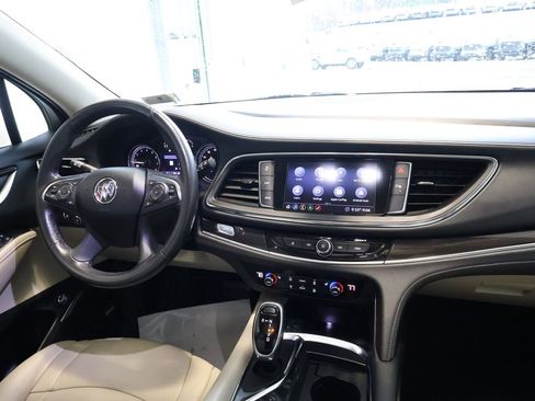 Certified 2021 Buick Enclave Essence w/ Sound and Sites Package AWD/4WD image 30